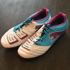 Puma Power Cat Soccer Shoes
